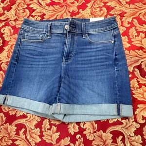 White House Black Market Mid Rise 5-Inch Blue Jean Shorts Size 0